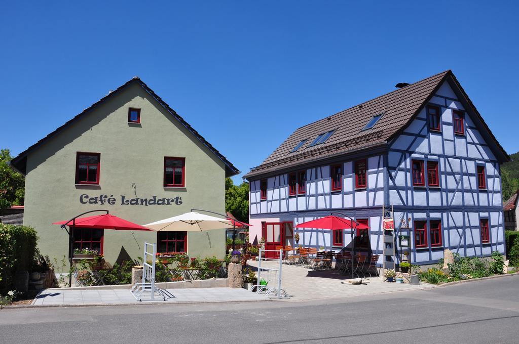 شقة Cafe Landart Im Thueringer Finistere Plaue  الغرفة الصورة