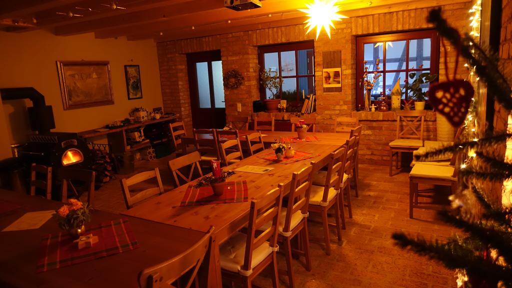 شقة Cafe Landart Im Thueringer Finistere Plaue  المظهر الخارجي الصورة